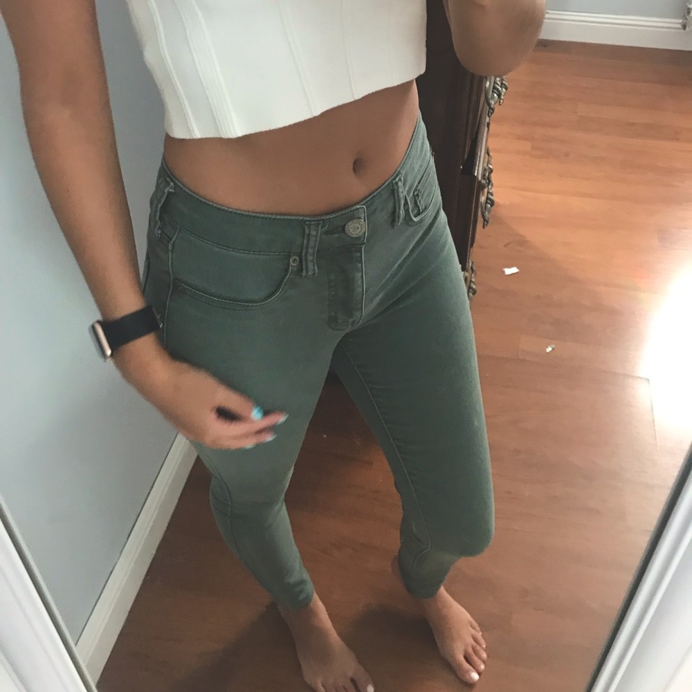 High-waisted green skinny jeggings